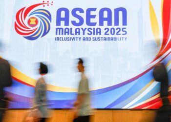SUASANA sekitar Sidang Kemuncak ASEAN 2025 di Pusat Konvensyen Kuala Lumpur.-UTUSAN/SHIDDIEQIIN ZON