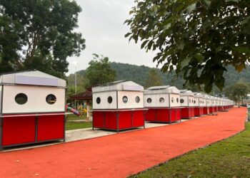HANYA beberapa MyKiosk yang diletakkan di Taman Sri Impian disewa peniaga, selebihnya terbiar kerana didakwa ditempat di lokasi tidak strategik.