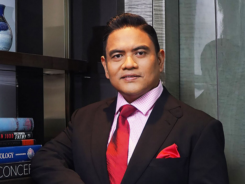 Azizan Osman serah tuduhan melalui proses undang-undang