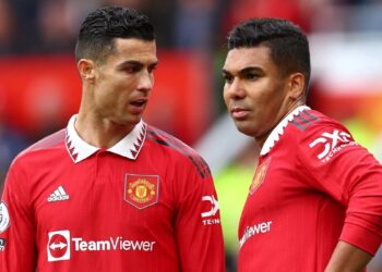 CASEMIRO dan Cristiano Ronaldo pernah berganding bersama di Real Madrid dan Manchester United.-AFP