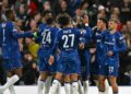 TONGGAK tengah Chelsea, Kiernan Dewsbury-Hall (kanan) meraikan jaringan gol bersama rakan sepasukan dalam aksi separuh akhir menentang Djurgardens di  Stamford Bridge, London, pagi ini. - AFP