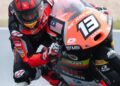 Hakim Danish muncul selaku naib juara dalam perlumbaan pembukaan musim pada Kejohanan Dunia FIM JuniorGP di Litar Estoril, Portugal, hari ini. - FB FIM JuniorG