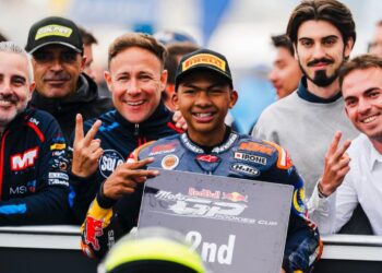 Hakim Danish Ramli muncul sebagai naib juara pada pusingan kedua Piala RedBull MotoGP Rookies di Litar Le Mans, Perancis, hari ini.