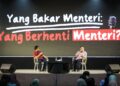 RAFIZI Ramli pada sesi audio siar Yang Bakar Menteri: Yang Berhenti Menteri? di Dewan Majlis Bandaraya Serdang Jaya, malam ini. -UTUSAN/IQBAL ROSLI