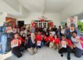 SEBAHAGIAN peserta dan kanak-kanak bergambar bersama dalam program kemasyarakatan anjuran Gadang Group dengan kerjasama Charity Right dan Mercy Mission di Pusat Pemulihan Dalam Komuniti (PDK) Kalumpang, Selangor, baru-baru ini.