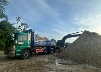 PGA bersama Pejabat Tanah dan Galian Kedah berjaya menumpaskan sindiket perlombongan pasir haram yang diekstrak dari sungai di tiga lokasi di Kedah, semalam.