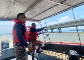 OPERASI SAR dilaksanakan sekitar lokasi Ismail dipercayai terjatuh iaitu berhampiran tiang bernombor 274 di Jambatan Kedua Pulau Pinang.