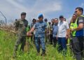 AL-SULTAN Abdullah Ri’ayatuddin Al-Mustafa Billah Shah bersama Tengku Hassanal Ibrahim Alam Shah ketika meninjau kawasan penerokaan durian musang king di Hutan Simpan Sungai Klau di Raub, Pahang.