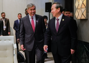 AHMAD Zahid Hamidi ketika mengetuai beberapa pertemuan strategik penting sempena Sidang Kemuncak ASEAN-GCC-China 2025, hari ini.