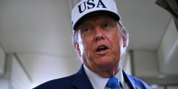 DONALD TRUMP
