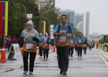 KAJIAN menunjukkan senaman dapat membantu mengurangkan simptom kemurungan, keresahan, dan tekanan.