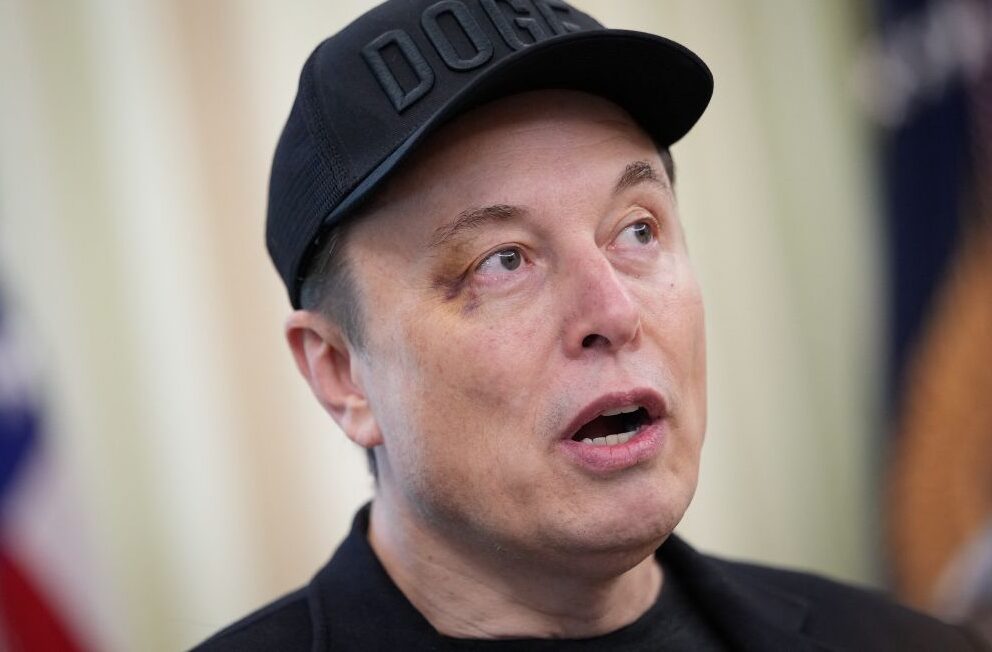 ‘Saya tidak ambil dadah’ – Elon Musk
