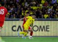 ARIF Aiman Hanapi cuba melepasi pertahanan Vietnam pada aksi Kumpulan F Kelayakan Piala Asia 2027 di Stadium Nasional Bukit Jalil, sebentar tadi.-IHSAN MALAYSIA NT