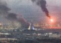 Kepulan asap memenuhi ruang udara bandar Haifa di wilayah Israel selepas dibedil peluru berpandu Iran, semalam. – AFP