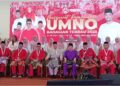 ONN Hafiz bersama barisan jawatankuasa UMNO Bahagian Tebrau di Dewan Muafakat di Adda Height, Johor Bahru.