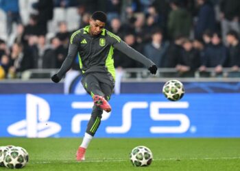 Marcus Rashford memberi bayangan sedia berhijrah ke Nou Camp apabila menyatakan keinginannya untuk bermain bersama sensasi, Lamine Yamal. - AFP
