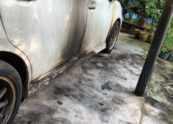SEORANG lelaki turut cuba membakar rumah dan kenderaan milik keluarga ibu mentuanya di Lenga, Pagoh.