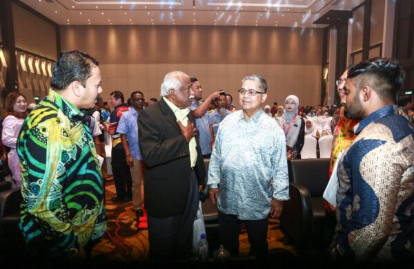 Rakyat benteng perpaduan