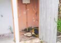 KEADAAN tandas sebuah kedai makan yang memualkan dan tidak diselenggara dengan baik di Gambang, Kuantan, Pahang.