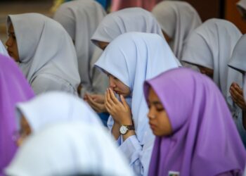 MENURUT Kajian Kesihatan dan Morbiditi Kebangsaan (NHMS), sejumlah sejuta rakyat Malaysia yang berumur 16 tahun mengalami masalah kemurungan.