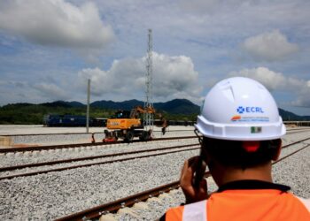 Pengendali Laluan Rel Pantai Timur (ECRL).bimbang dengan kejadian mencuri kabel projek berkenaan yang melibatkan kerugian besar dan boleh mengganggu kelancaran  pembinaannya.