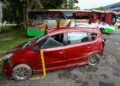 BAS persiaran dan kenderaan pelbagai guna (MPV) yang terlibat dalam nahas jalan raya di Ki­lometer 53, Jalan Raya Timur-Barat (JR­TB), Jeli-Gerik, Perak, kelmarin.