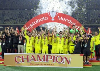 Malaysia meraikan kemenangan selepas menewaskan Lubnan pada perlawanan akhir Pestabola Merdeka 2024 di Stadium Nasional Bukit Jalil. - UTUSAN/FARIZ RUSADIO