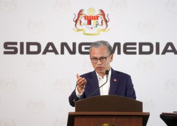 FAHMI FADZIL