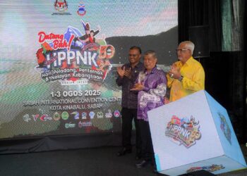 MOHAMAD Sabu ketika gimik prapelancaran Sambutan Hari Peladang, Penternak dan Nelayan Kebangsaan (HPPNK) 2025 di Putrajaya. - UTUSAN/FAISOL MUSTAFA