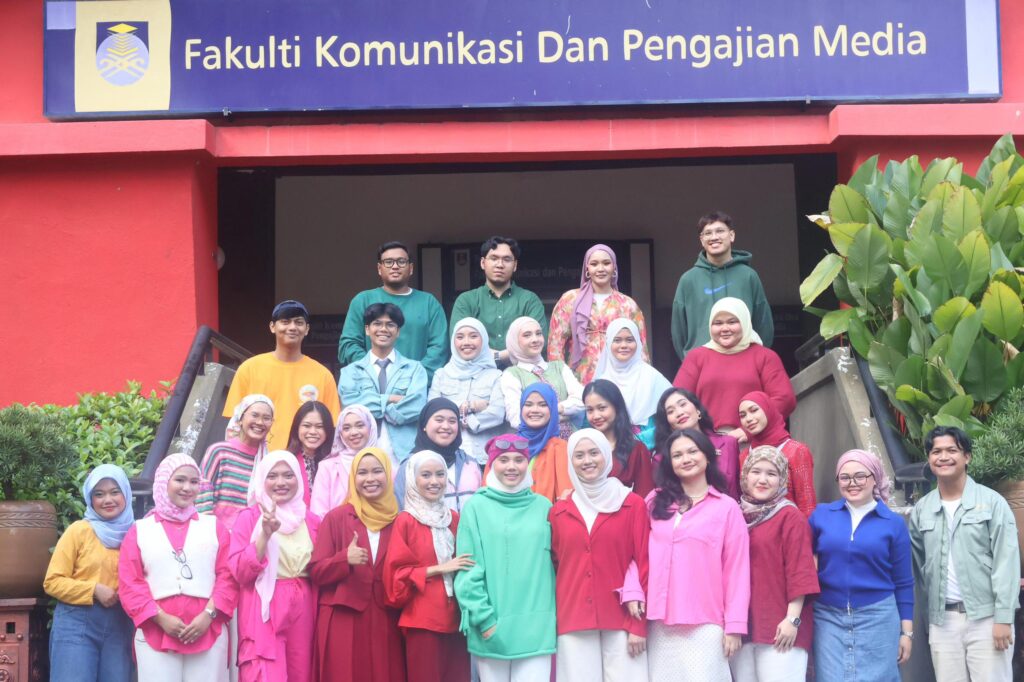 Usaha pintar mahasiswa merapatkan jurang digital komuniti Orang Asli
