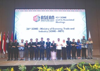 MESYUARAT Pegawai-Pegawai Kanan ASEAN Mengenai Tenaga (SOME) Ke-43 di Kuching yang berakhir semalam berjaya mencapai beberapa konsensus termasuk memuktamadkan Pelan Tindakan ASEAN Untuk Tenaga (APAEC) bagi  fasa kedua untuk tempoh 2026–2030.