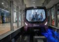 ANTHONY Loke ketika meninjau Perkhidmatan Aerotrain)bersama pengamal media di KLIA)Terminal, 1. - UTUSAN/FAIZ ALIF ZUBIR