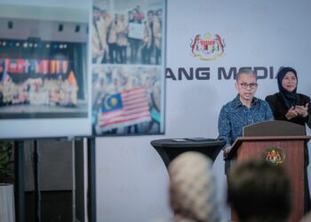 FAHMI FADZIL