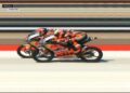 Detik mencemaskan berlaku sewaktu Hakim Danish (No. 13) bersaing rapat dengan pelumba Sepanyol, Brian Uriarte menuju ke garisan penamat dengan perbezaan masa hanya 0.007 saat pada Piala RedBull MotoGP Rookies di Litar Motorland Aragon, Sepanyol, awal Jun. - FB ZK Racing
