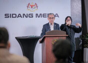 FAHMI FADZIL