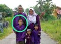 GAMBAR kenangan Allahyarham Aqif Azfar Azman (dalam bulatan) bersama ahli keluarganya ketika Hari Raya Aidilfitri yang lalu.