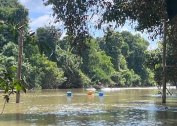 SALAH satu gombang dipercayai dipasang tanpa lesen yang boleh mengancam keselamatan para pemancing di Sungai Kahang, Kluang,Johor.