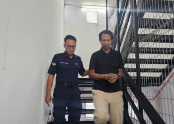 ARIFF Zulkarnain  Ameer Mohd. Imam, mengaku bersalah di Mahkamah Sesyen Ipoh atas pertuduhan memuat naik hantaran jelik berkaitan titah Sultan Perak di Facebook, Februari lalu. - UTUSAN