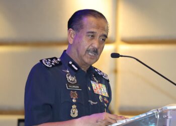 RAZARUDIN Husain berucap sempena Mesyuarat Agung Perwakilan Tahunan KPDRM Berhad ke-90 di sini hari ini.