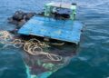 KEADAAN sebuah bot muatan sampah sarap yang karam di Pulau Redang, Kuala Nerus, Terengganu.