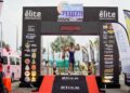 ua triatlet utama negara, Martyn Lim dan Esther Joy Chen, menjuarai saingan elit Sprint Kejohanan Persekutuan Triatlon Asia Tenggara (SEA), yang diadakan sempena Festival Multisukan Perak di Marina Island Pangkor Resort and Hotel, hari ini. - UTUSAN