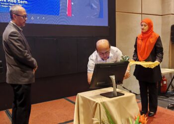 NGWE Hee Sem merasmikan Sambutan OSH Week 2025 Peringkat Negeri di Ayer Keroh, Melaka. - UTUSAN/AMRAN ALI