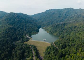 PARAS tiga empangan utama di Pulau Pinang termasuk Empangan Air Itam di George Town (dalam gambar) kekal stabil manakala bekalan air pula dijangka mencukupi sekurang-kurangnya sehingga September ini.-GAMBAR/PBAPP