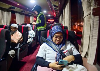 KESELAMATAN tidak dibina dengan slogan atau dasar semata-mata, ia dibina atas kesungguhan semua pihak daripada pemandu hingga ke pembuat dasar.
