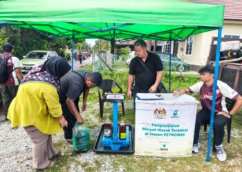 PROGRAM kitar semula minyak terpakai anjuran Universiti Malaysia Terengganu (UMT) melibatkan pulangan wang tunai berjumlah RM2,250.