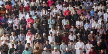 HIJRAH adalah simbol perjuangan dalaman untuk berubah demi kemaslahatan diri, masyarakat dan negara.