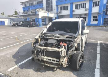 KERETA Perodua Alza yang dipandu suspek dirampas bagi siasatan lanjut.