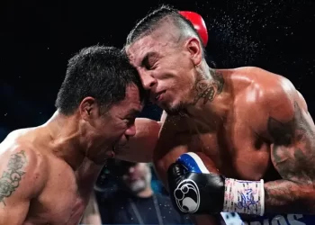 MESKIPUN tewas,Kejayaan Pacquiao menyaingi juara bertahan yang jauh lebih muda meskipun selepas empat tahun berehat jelas membuktikan legenda Filipina itu belum hilang bisa, malah masih mampu memberi saingan kepada petinju terbaik dunia hari ini.