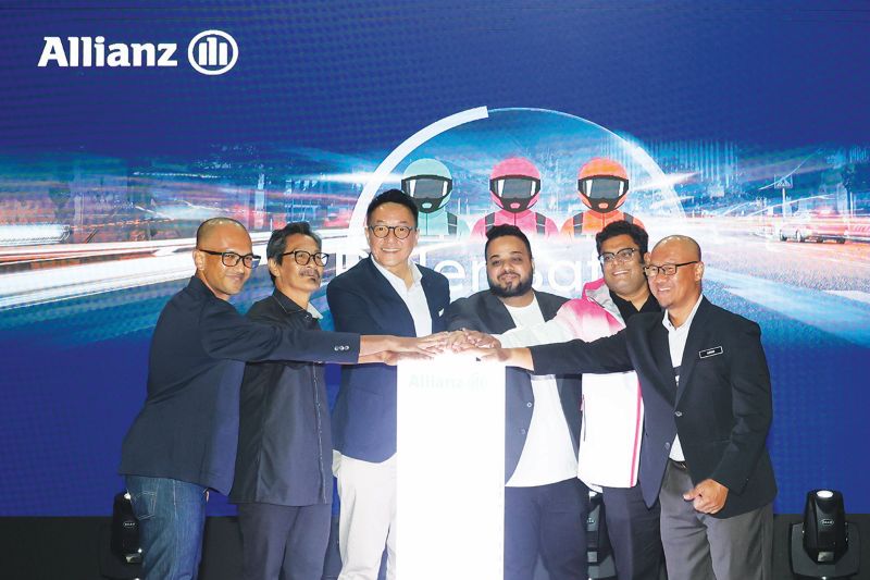 Allianz Malaysia jangka bayar pampasan lebih RM200j tahun ini Allianz Malaysia jangka bayar pampasan lebih RM200j tahun ini