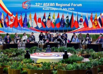 ASEAN perlu bergerak bersama dalam menghadapi ancaman siber di rantau ini.